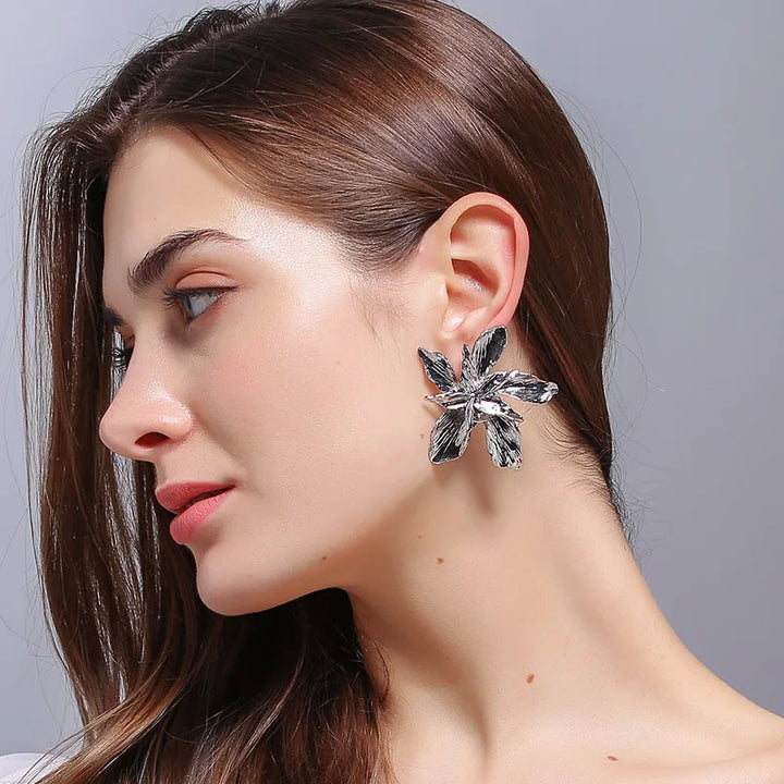 Silver Petal Earring