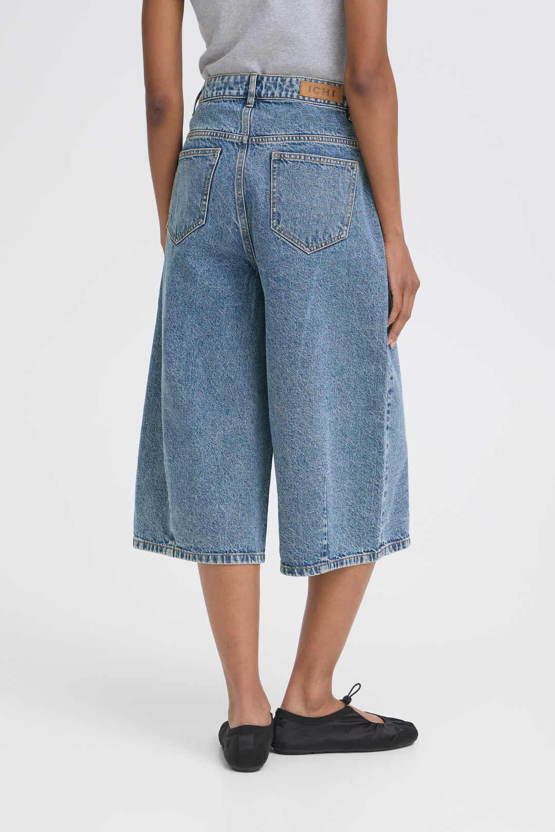 Aveny Long Short