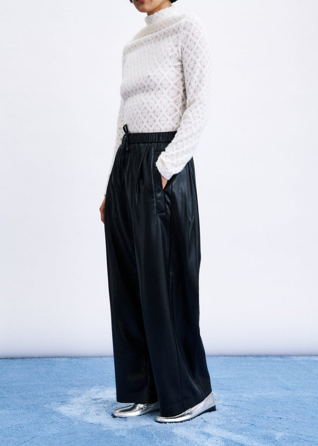 Odaesan Black Pants