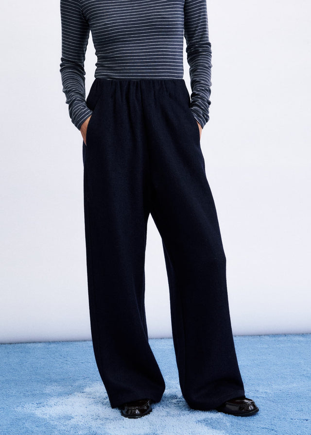 Smolikas Navy Pants