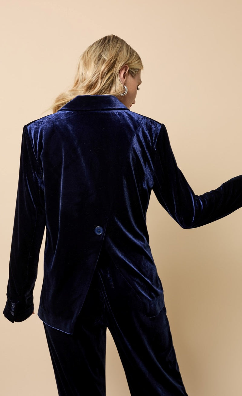 NAVY VELVET BLAZER