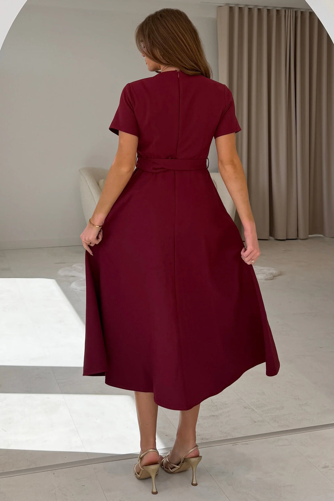 Sorelle Belted Midi Dress Wine