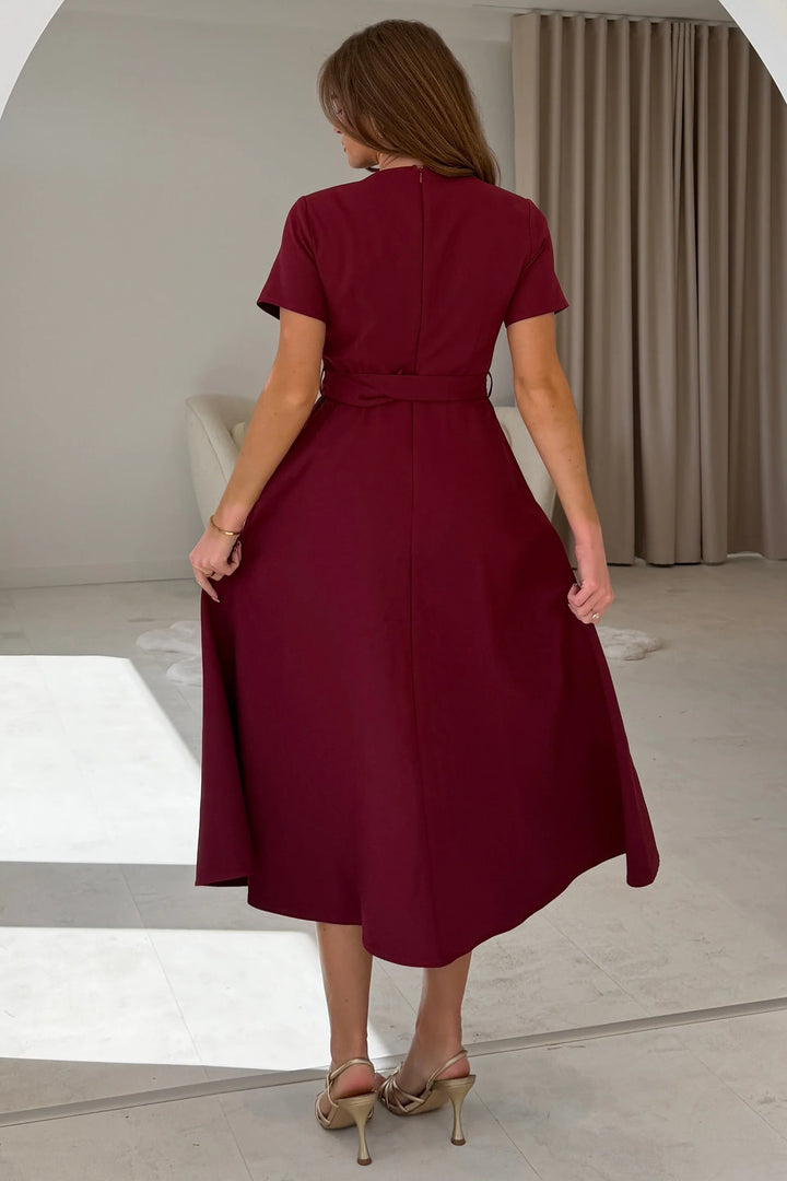 Sorelle Belted Midi Dress Wine