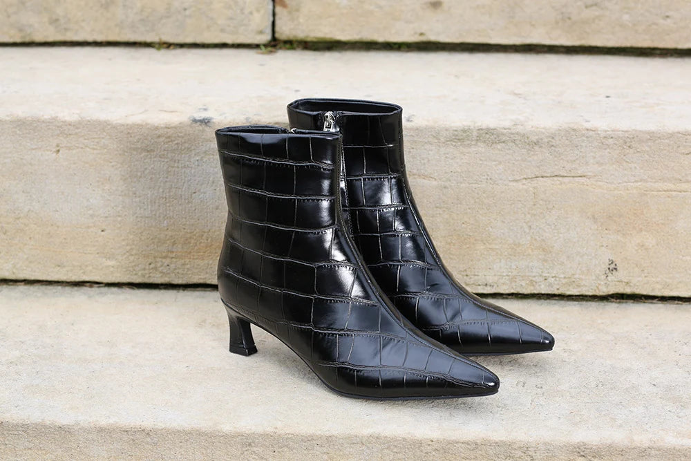 Malik Boot Black