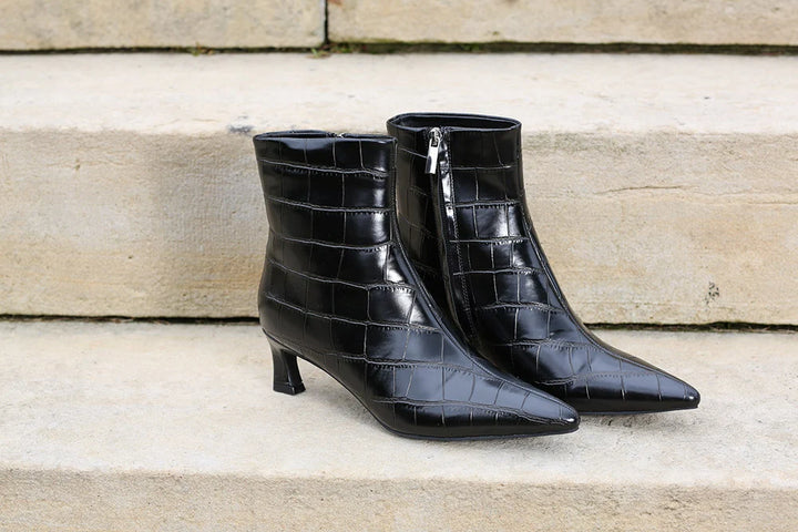 Malik Boot Black