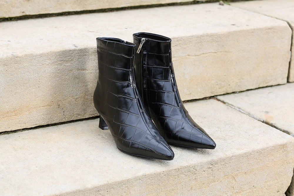 Malik Boot Black