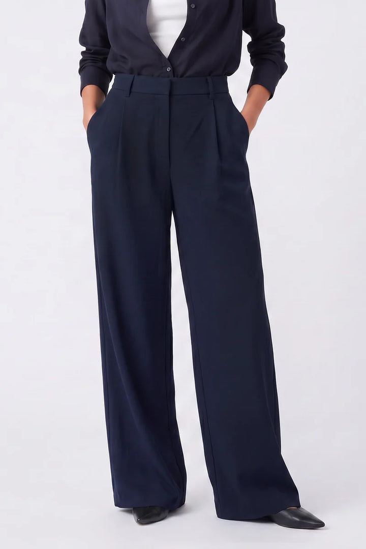 Eraria Navy Trousers