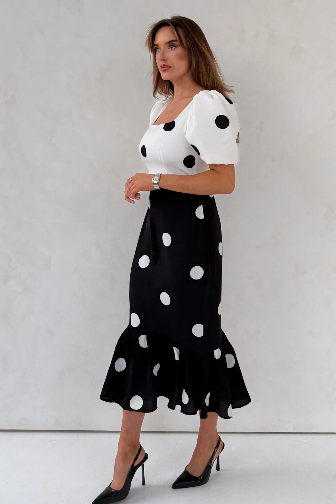 Jennifer Contrast Spot Midi Dress