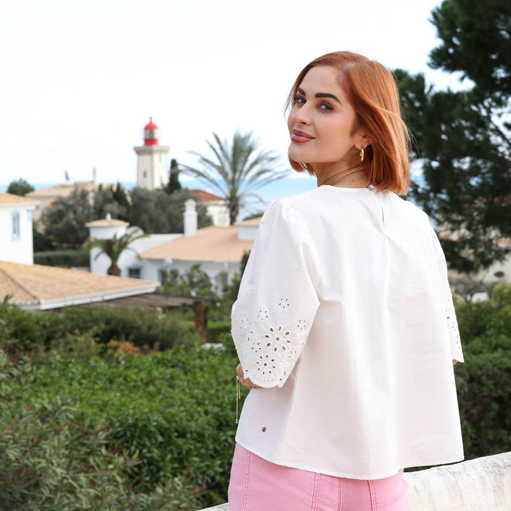 Sutton White Top