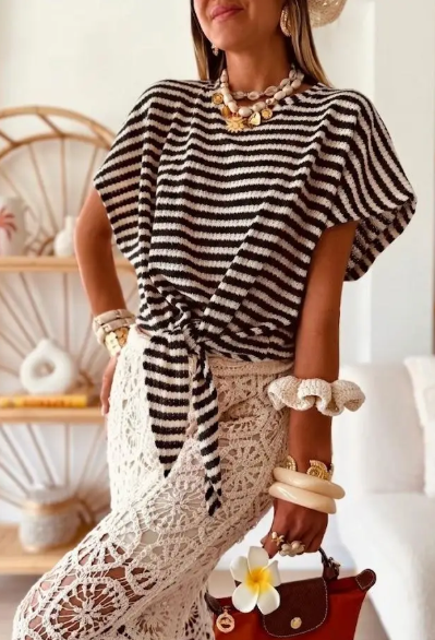 Black Stripe Tshirt With Drawstring