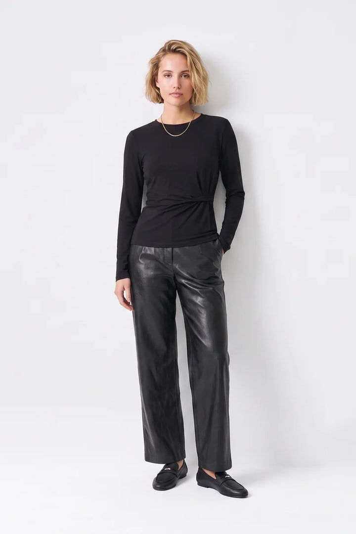 Miraura Black Long Sleve T