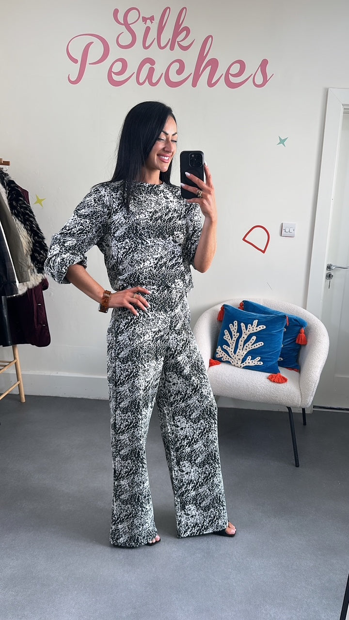 Elly Kate Knit