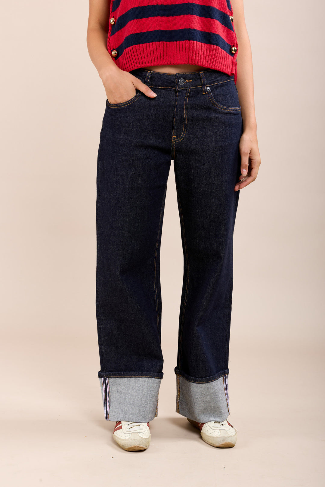 Wide-leg stretch jeans with maxi cuffs