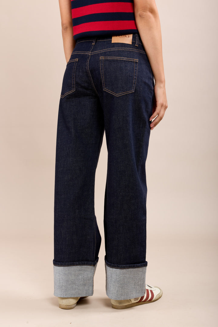 Wide-leg stretch jeans with maxi cuffs